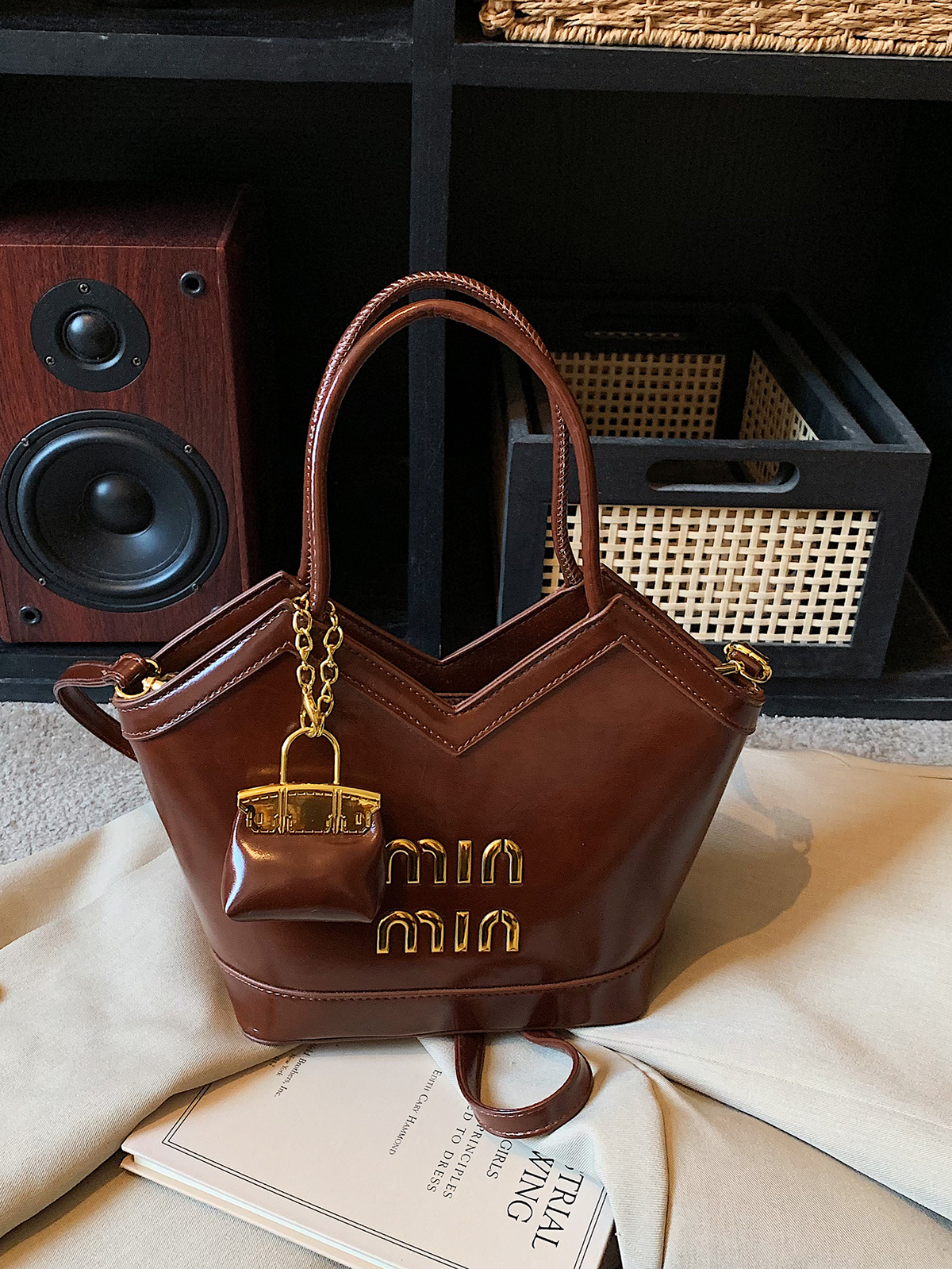Modern Chic All-Season PU/Artificial Leather/Microfiber Leather Women's Crossbody Bags Other Bags | Color: Brown | Image 2