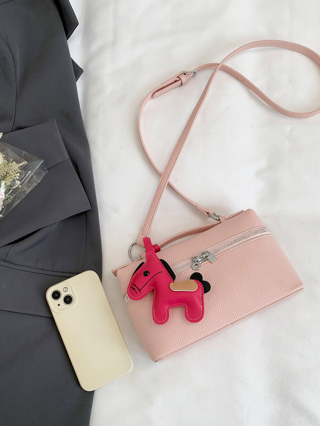 Modern Chic All-Season PU/Artificial Leather/Microfiber Leather Women's Crossbody Bags Box Bags | Color: Pink | Image 2