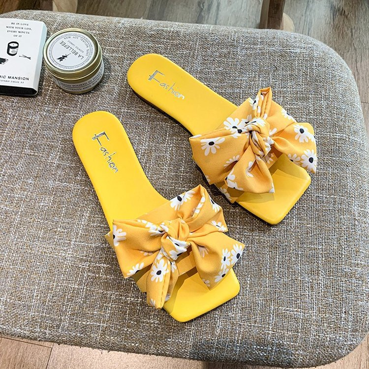 Modern Chic All-Season PU/Artificial Leather/Microfiber Leather Women's Flat Slippers | Color: Yellow | Image 2