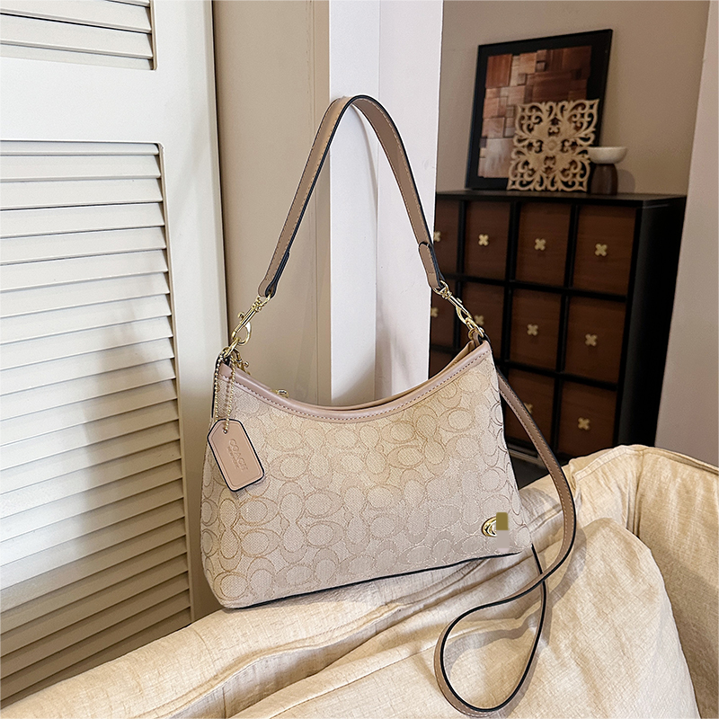 Modern Chic All-Season PU/Artificial Leather/Microfiber Leather Women's Handbags Other Bags | Color: Khaki | Image 1