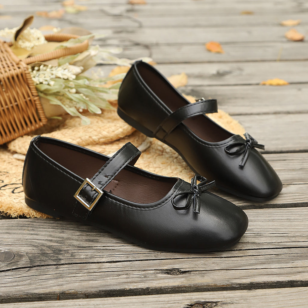 Modern Chic All-Season PU/Artificial Leather/Microfiber Leather Women's Flat Shoes | Color: Black | Image 2
