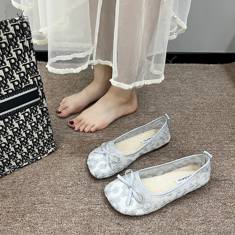 Modern Chic All-Season Lace/Mesh Women's Flat Shoes | Color: Grey | Image 2