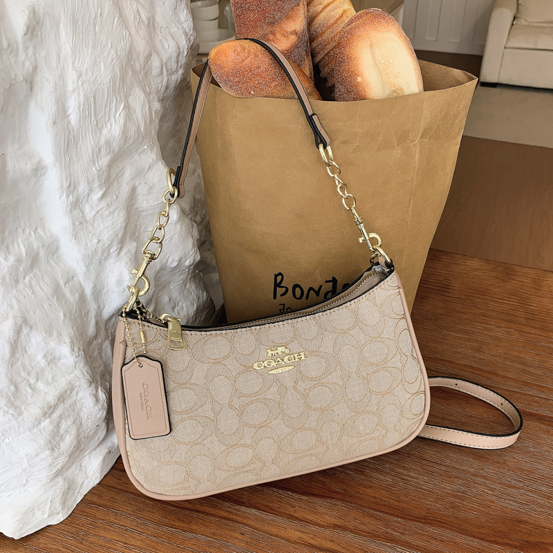 Modern Chic All-Season PU/Artificial Leather/Microfiber Leather Women's Handbags Other Bags | Color: Khaki | Image 2