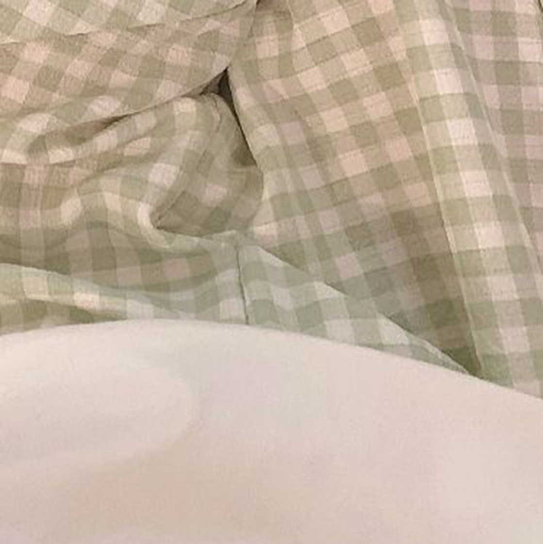 Minimalist All-Season Women 's Sleep Bottom | Color: Green | Image 3