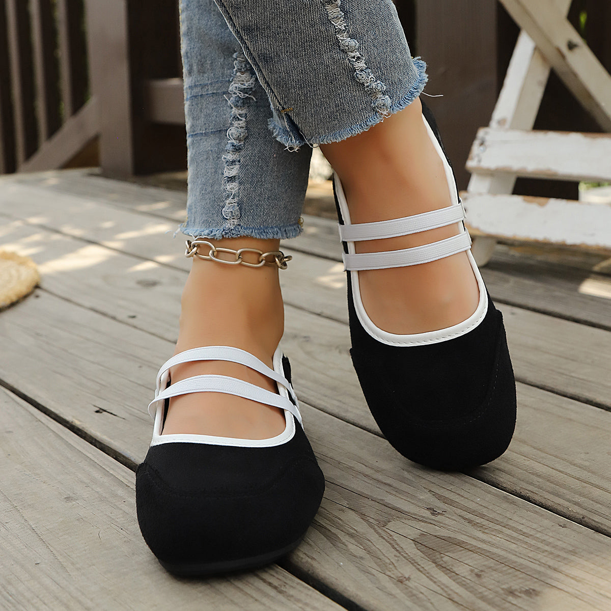 Modern Chic All-Season Cloth / Textile Women's Flat Shoes | Color: Black | Image 3