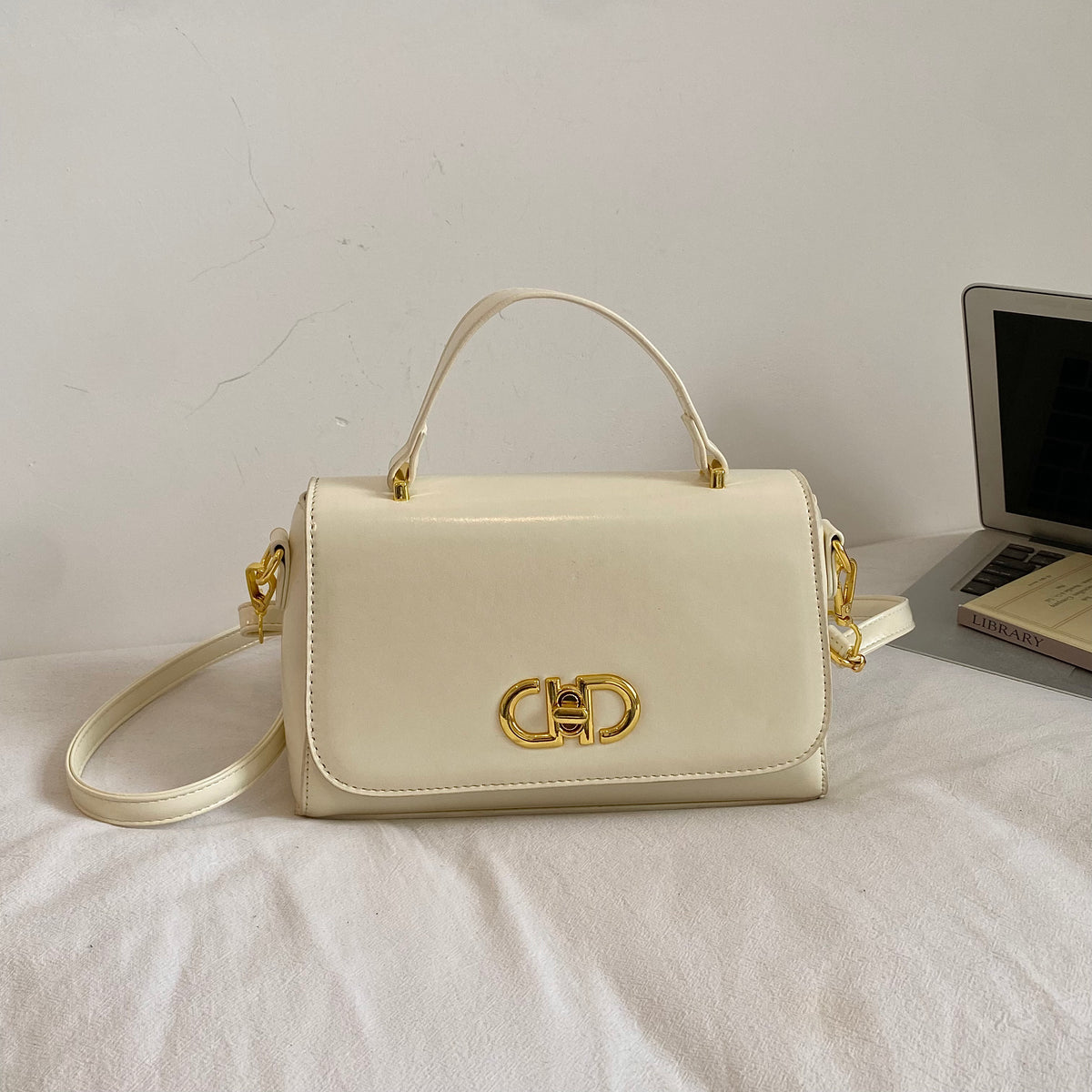 Modern Chic All-Season PU/Artificial Leather/Microfiber Leather Women's Crossbody Bags Other Bags | Color: Style 6 | Image 1