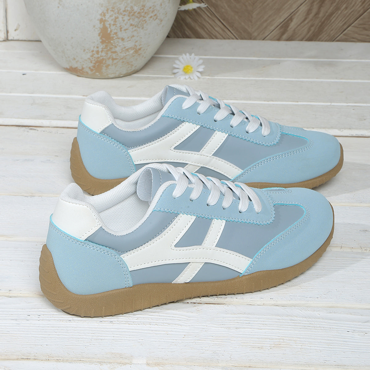 Modern Chic All-Season PU/Artificial Leather/Microfiber Leather, Net Women's Casual Shoes | Color: Blue | Image 1
