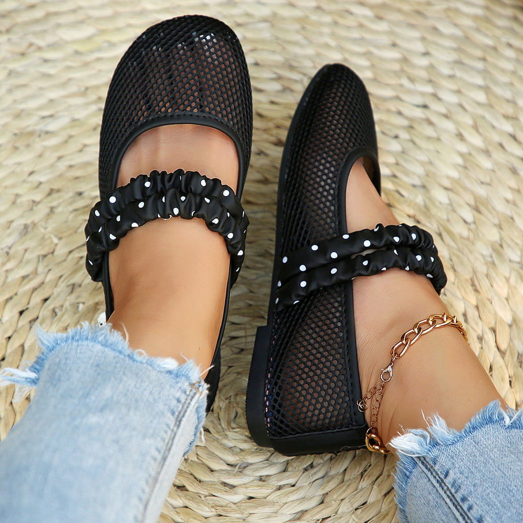 Modern Chic All-Season Lace/Mesh Women's Flat Shoes | Color: Black | Image 2