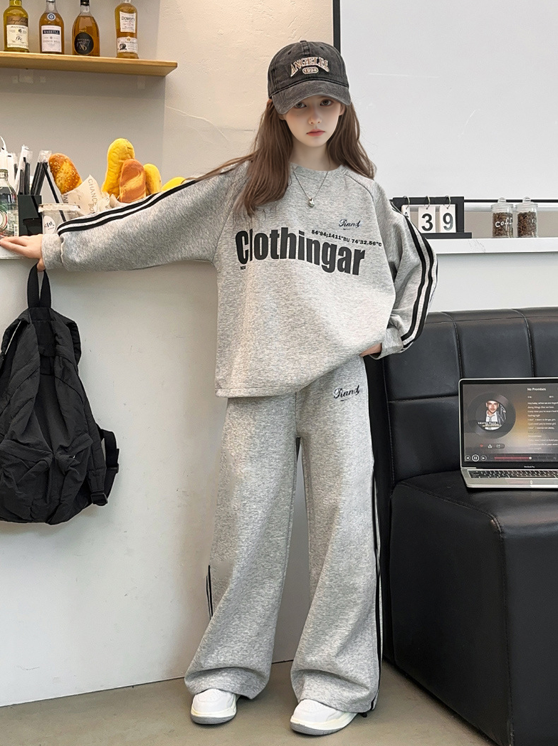 Casual Sporty Autumn 2-Piece Girls' Pants Suit, Ages 4-14 | Color: Grey | Image 1