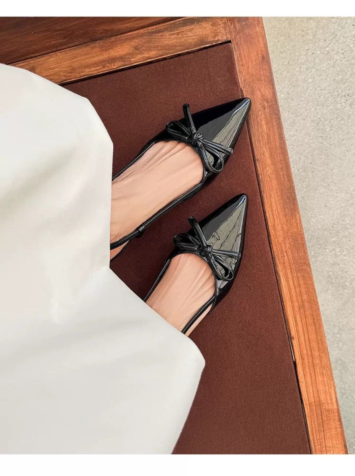 Modern Chic All-Season PU/Artificial Leather/Microfiber Leather Women's Flat Sandals | Color: Black | Image 2
