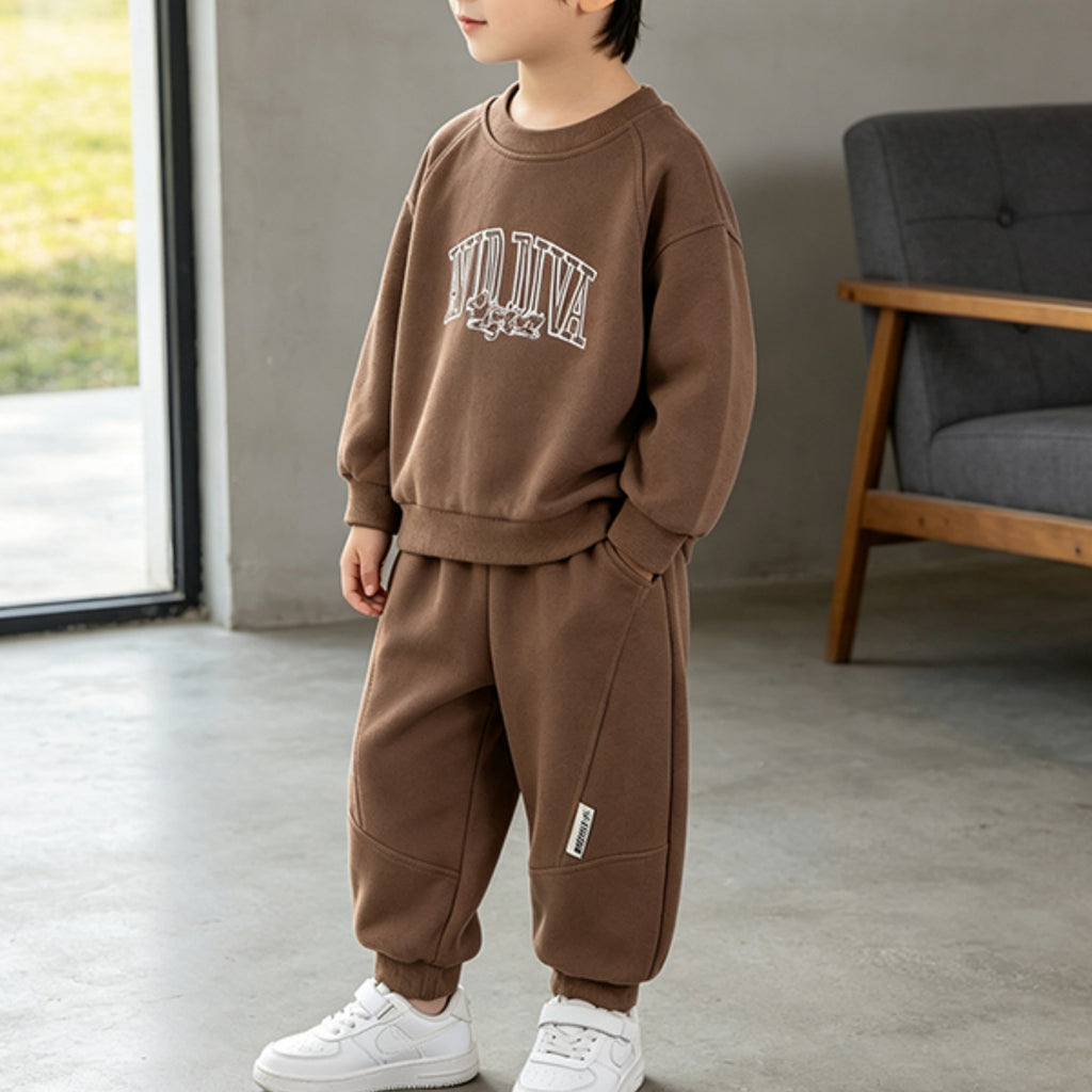 Modern Chic All-Season Casual Sporty Autumn 2-Piece Boys' Pants Suit, Ages 2-7 | Color: Brown | Image 1