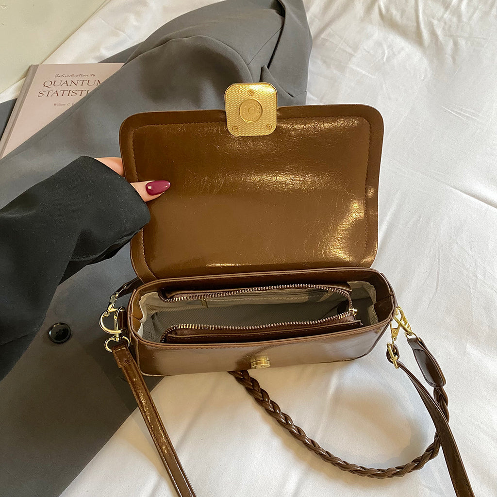 Modern Chic All-Season PU/Artificial Leather/Microfiber Leather Women's Handbags Other Bags | Color: Brown | Image 2