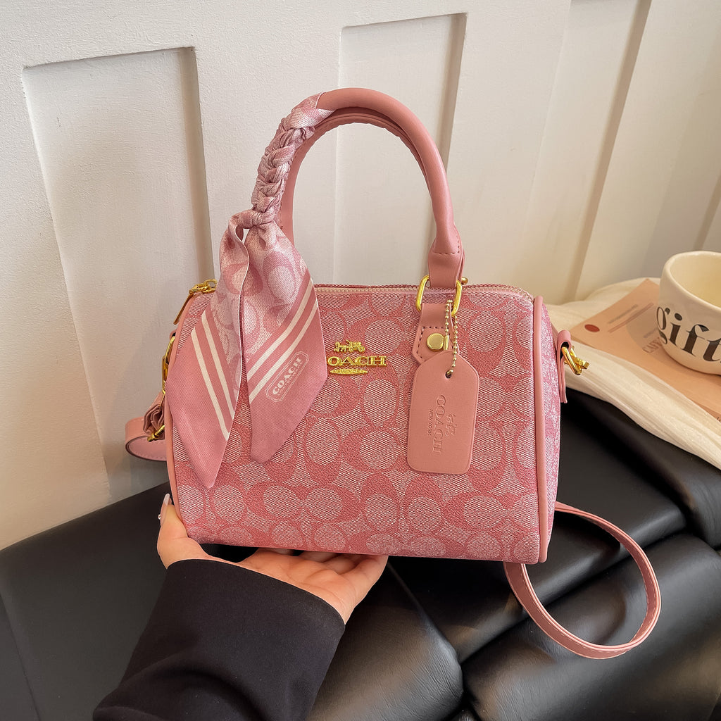 Modern Chic All-Season PU/Artificial Leather/Microfiber Leather Women's Crossbody Bags Other Bags | Color: Pink | Image 3