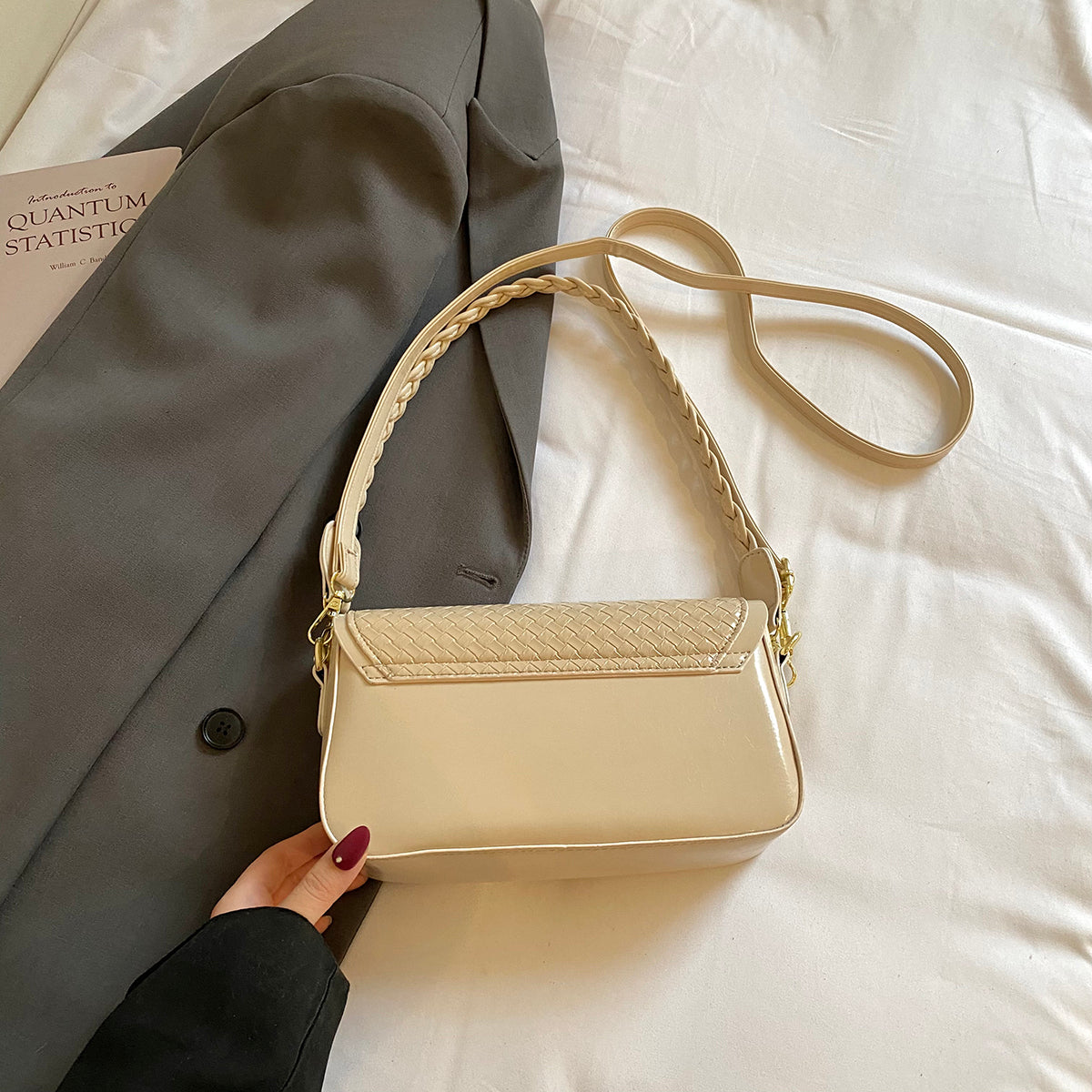 Modern Chic All-Season PU/Artificial Leather/Microfiber Leather Women's Handbags Other Bags | Color: Khaki | Image 3