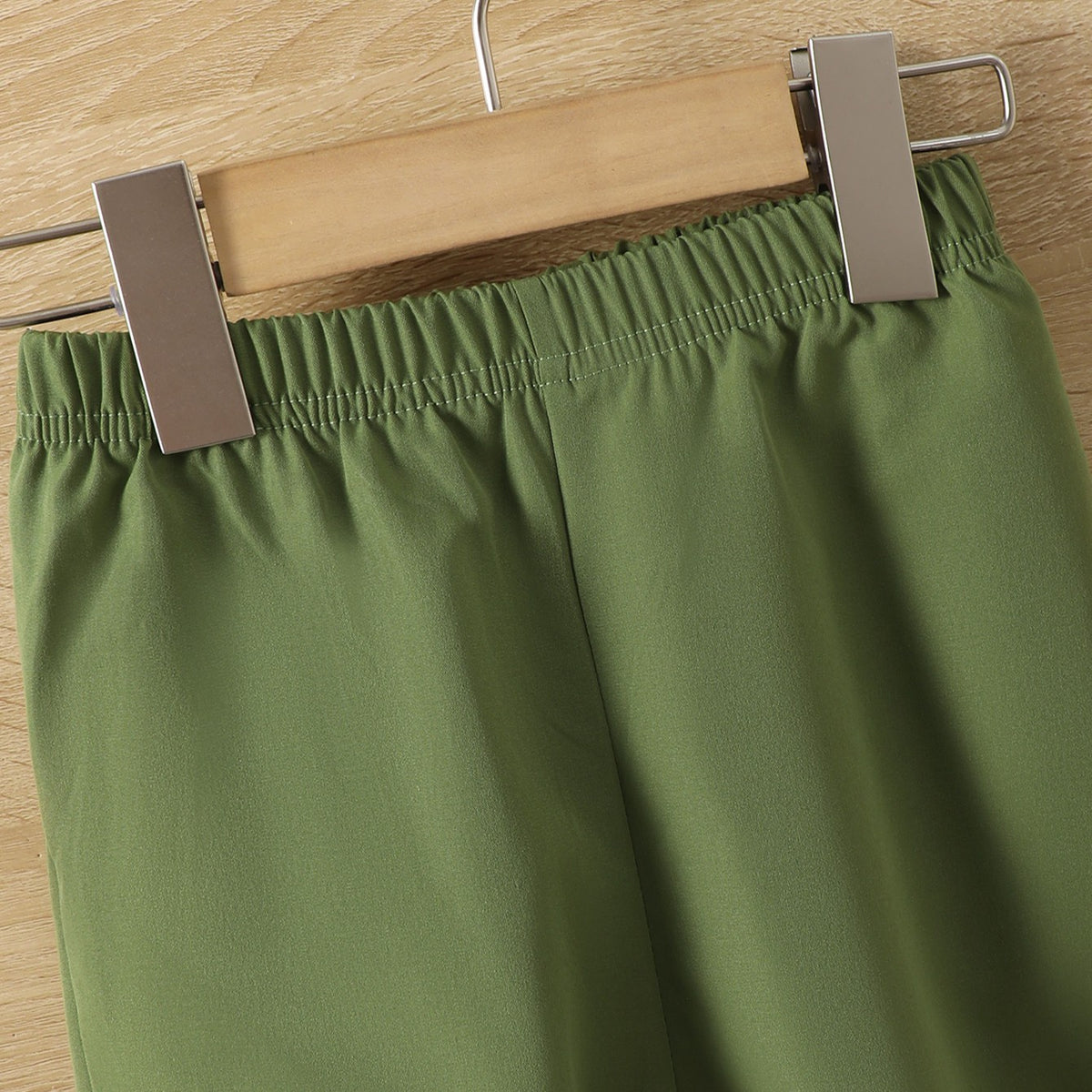 Casual Sporty Autumn 2-Piece Boys' Pants Suit, Ages 2-7 | Color: Army Green | Image 3