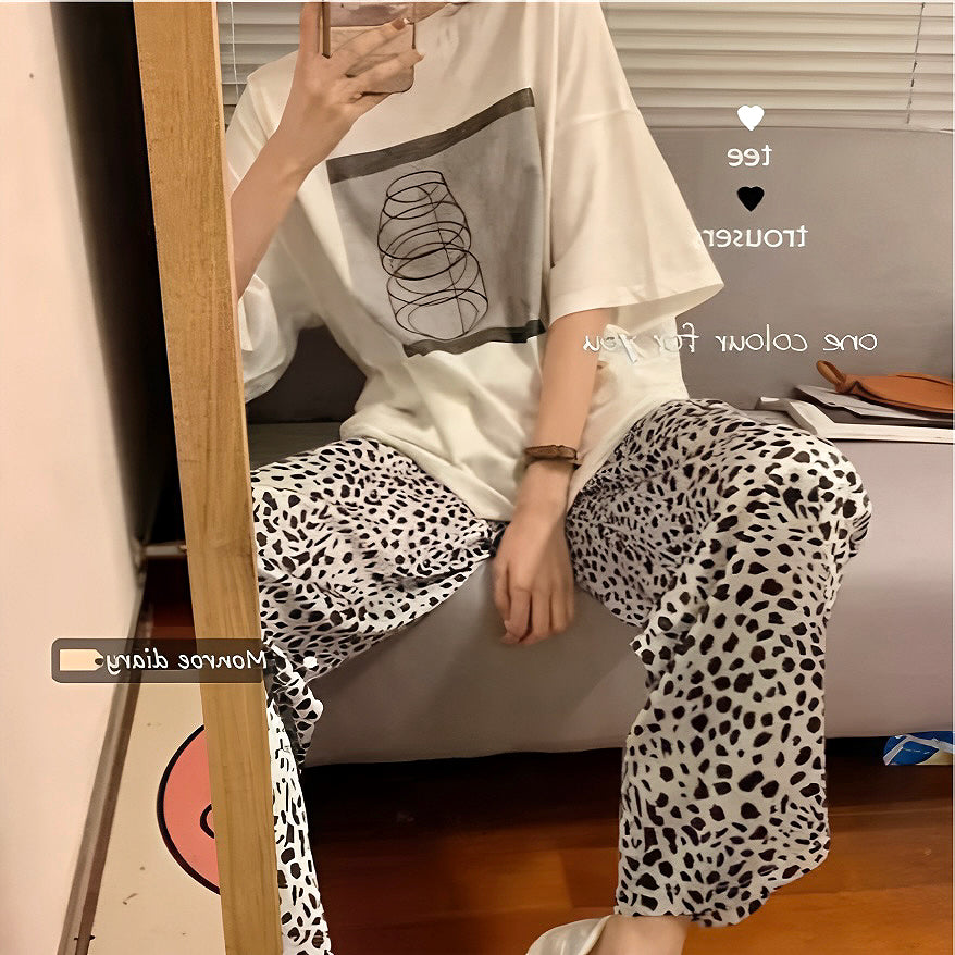 Modern Chic All-Season Sweet Feminine Summer 2 Pcs Women 's Short  Sleeve Sleep Set | Color: Style 3 | Image 1