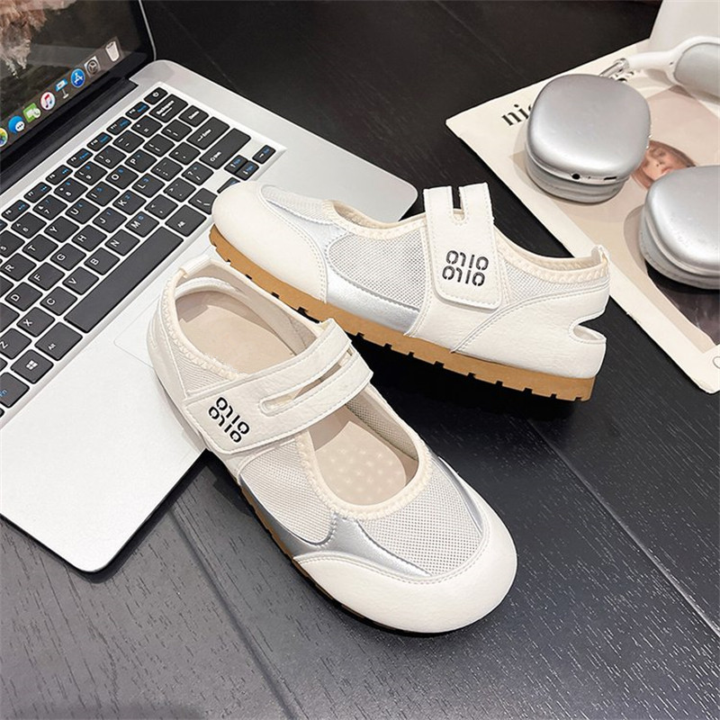 Modern Chic All-Season PU/Artificial Leather/Microfiber Leather, Net Women's Casual Shoes | Color: Beige | Image 3