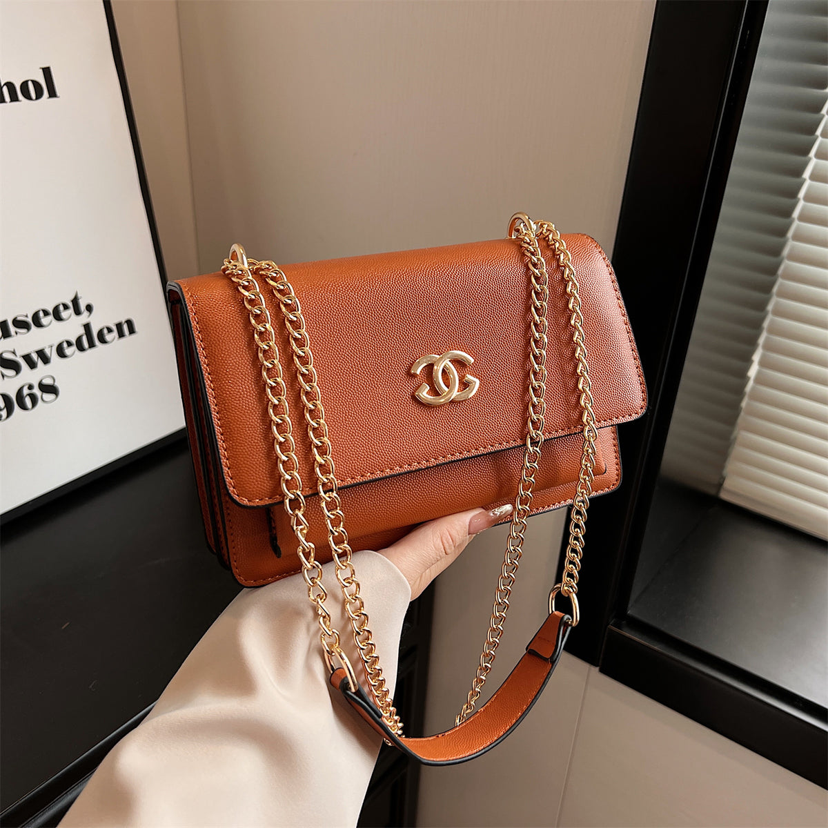 Modern Chic All-Season PU/Artificial Leather/Microfiber Leather Women's Crossbody Bags Other Bags | Color: Brown | Image 1
