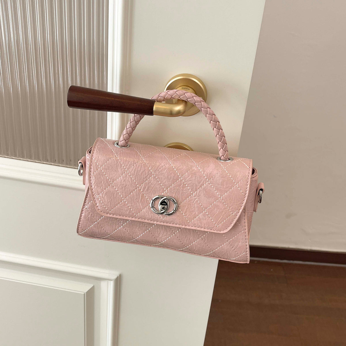 Modern Chic All-Season PU/Artificial Leather/Microfiber Leather Women's Crossbody Bags Other Bags | Color: Pink | Image 2
