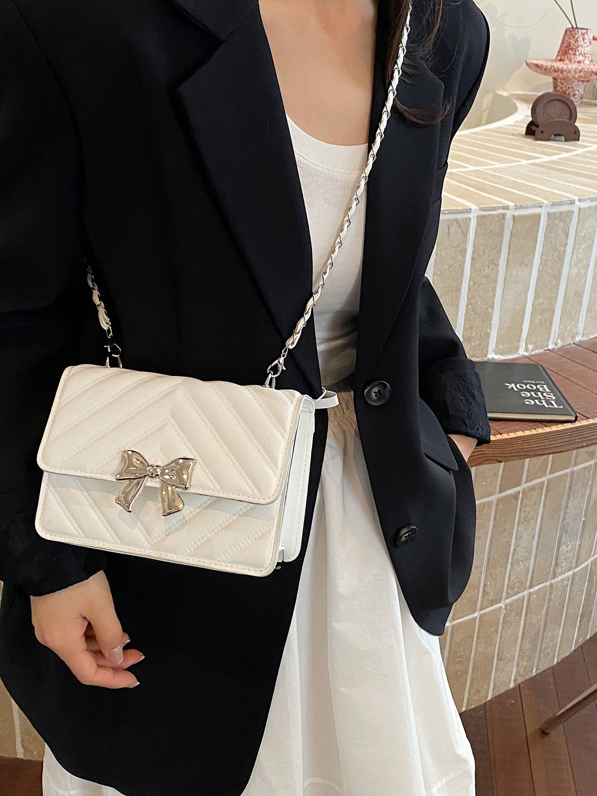 Modern Chic All-Season PU/Artificial Leather/Microfiber Leather Women's Crossbody Bags Other Bags | Color: White | Image 3