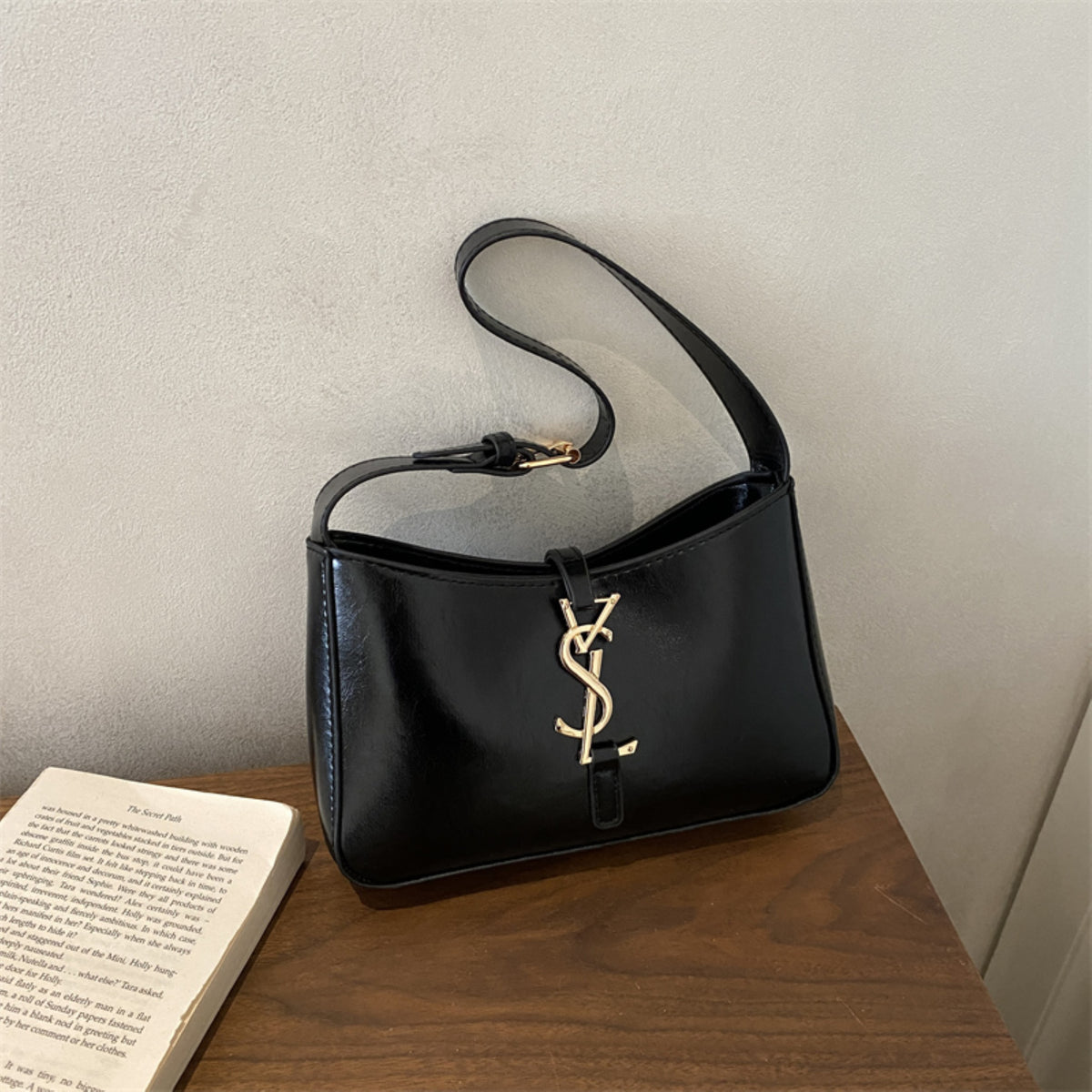 Modern Chic All-Season PU/Artificial Leather/Microfiber Leather Women's Crossbody Bags Other Bags | Color: Black | Image 2