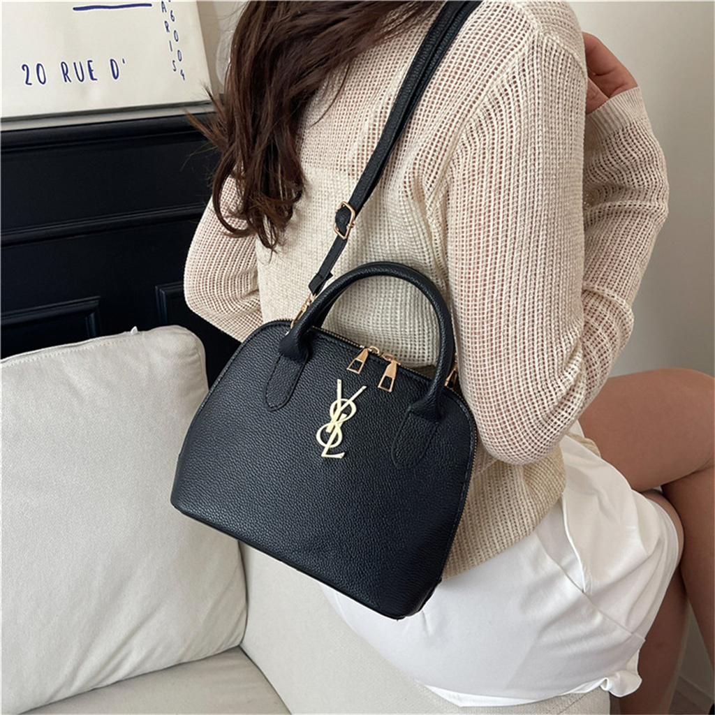 Modern Chic All-Season PU/Artificial Leather/Microfiber Leather Women's Handbags Other Bags | Color: Black | Image 3