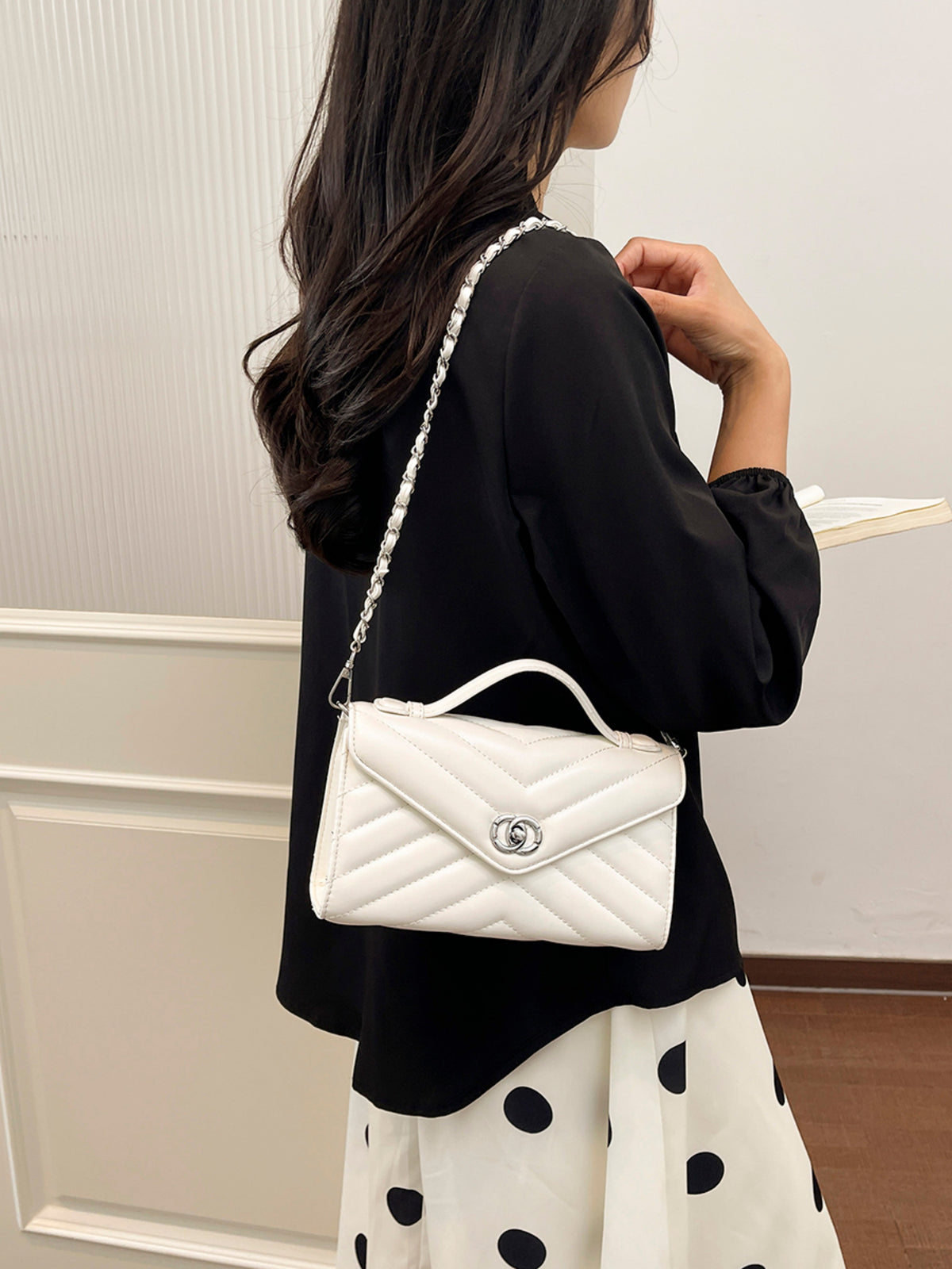 Modern Chic All-Season PU/Artificial Leather/Microfiber Leather Women's Crossbody Bags Other Bags | Color: White | Image 3