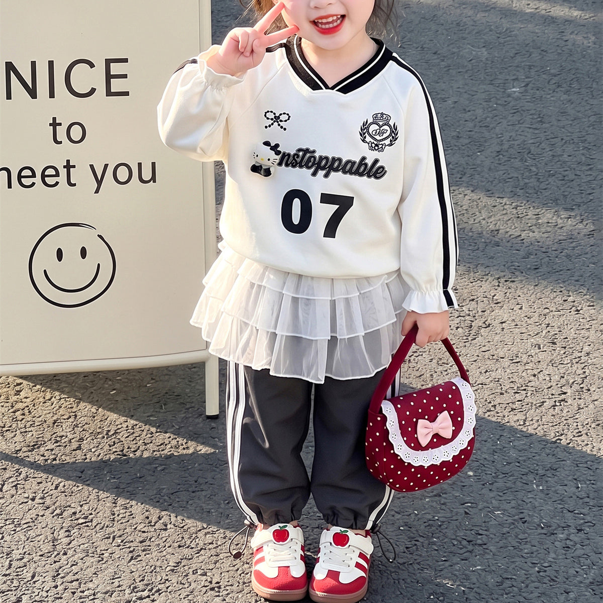 Modern Chic All-Season Casual Sporty Autumn 2-Piece Girls' Pants Suit, Ages 2-9 | Color: White | Image 1