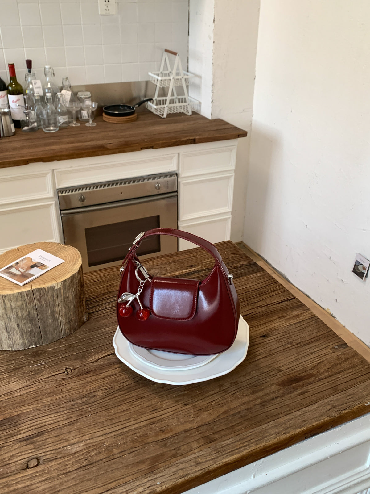 Modern Chic All-Season PU/Artificial Leather/Microfiber Leather Women's Shoulder Bags Other Bags | Color: Red | Image 3