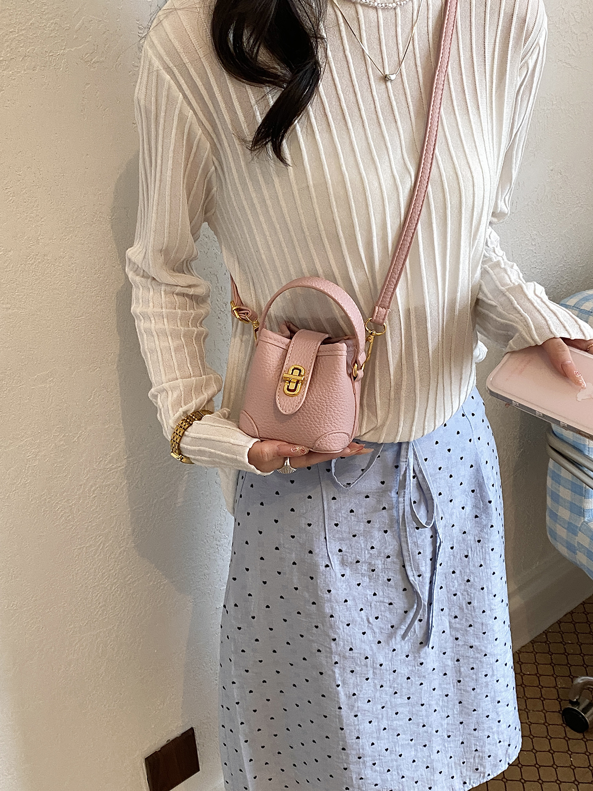 Modern Chic All-Season PU/Artificial Leather/Microfiber Leather Women's Handbags Other Bags | Color: Style 5 | Image 2