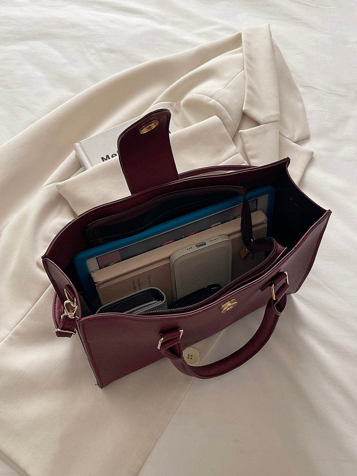 Modern Chic All-Season PU/Artificial Leather/Microfiber Leather Women's Handbags Tote Bags | Color: Red | Image 2