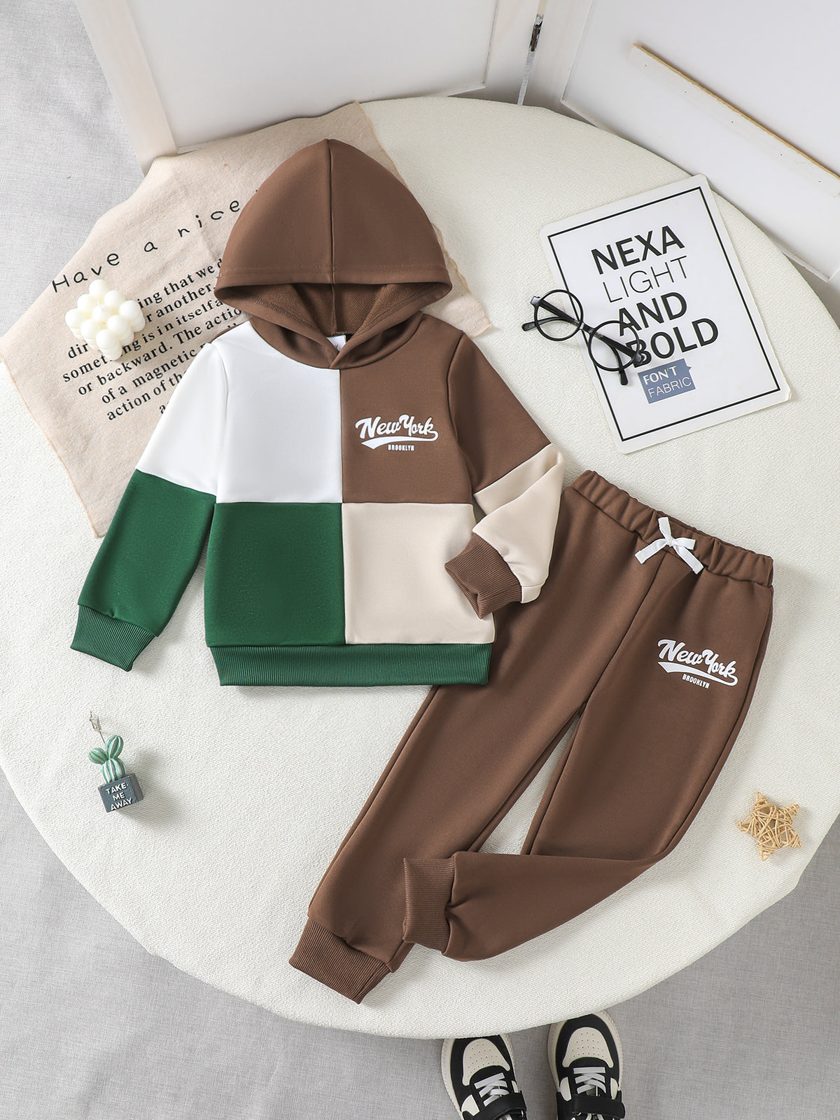 Casual Sporty Autumn 2-Piece Boys' Pants Suit, Ages 2-7 | Color: Coffee&Green | Image 1