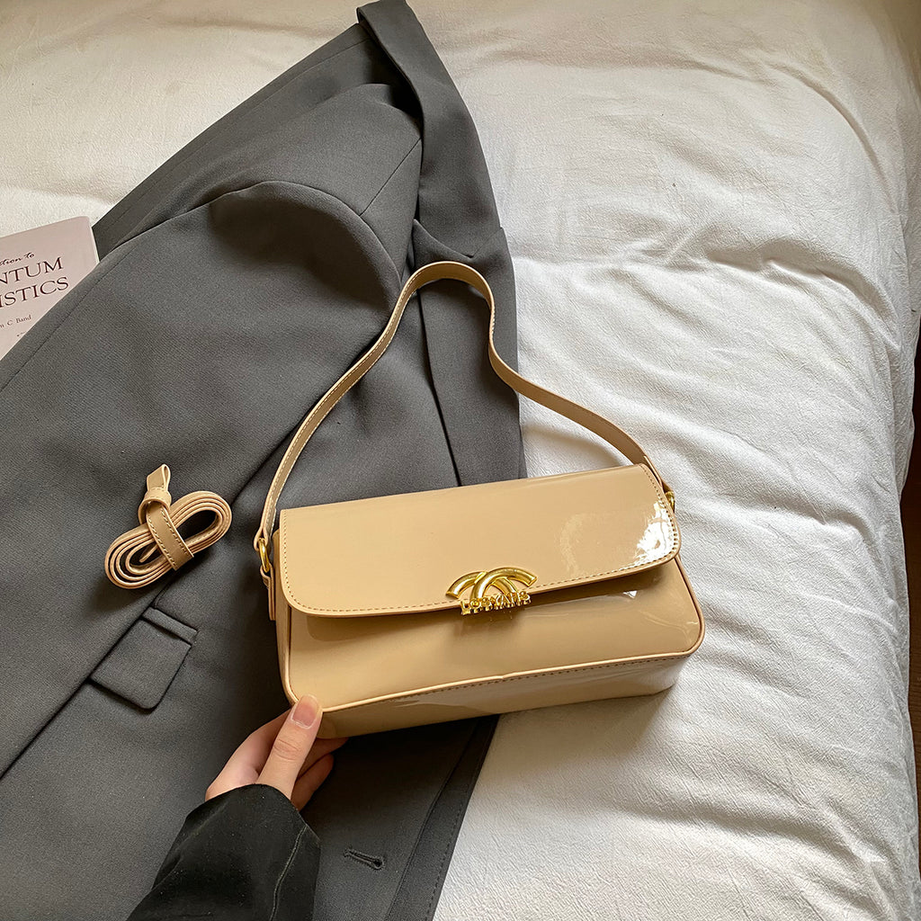 Modern Chic All-Season PU/Artificial Leather/Microfiber Leather Women's Handbags Other Bags | Color: Khaki | Image 1