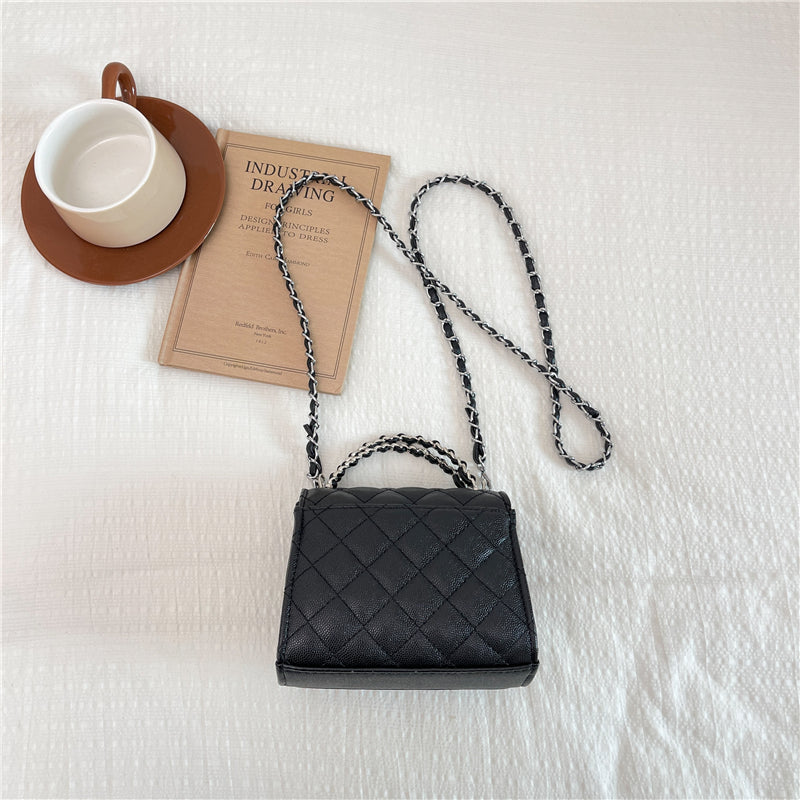 Modern Chic All-Season PU/Artificial Leather/Microfiber Leather Women's Handbags Other Bags | Color: Black | Image 3