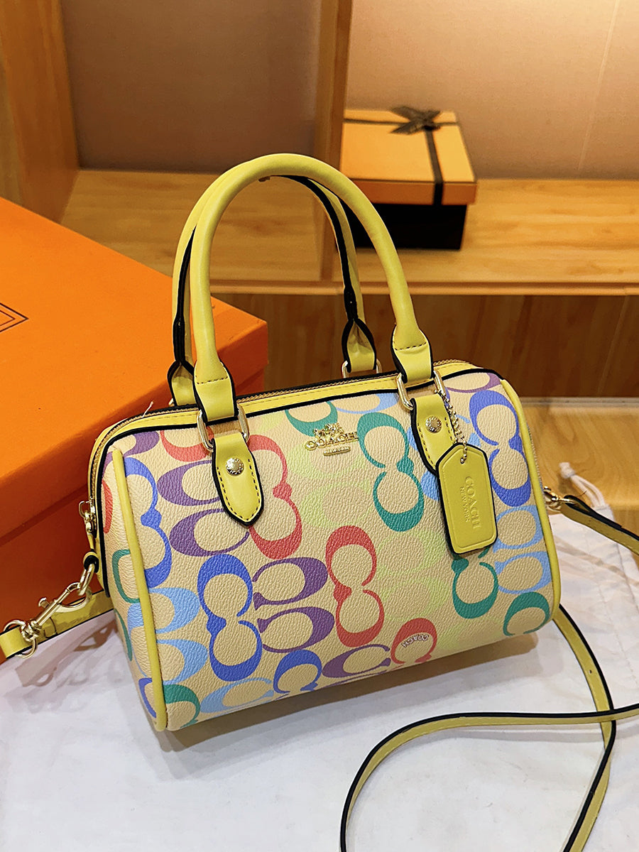 Modern Chic All-Season PU/Artificial Leather/Microfiber Leather Women's Handbags Other Bags | Color: Yellow | Image 3