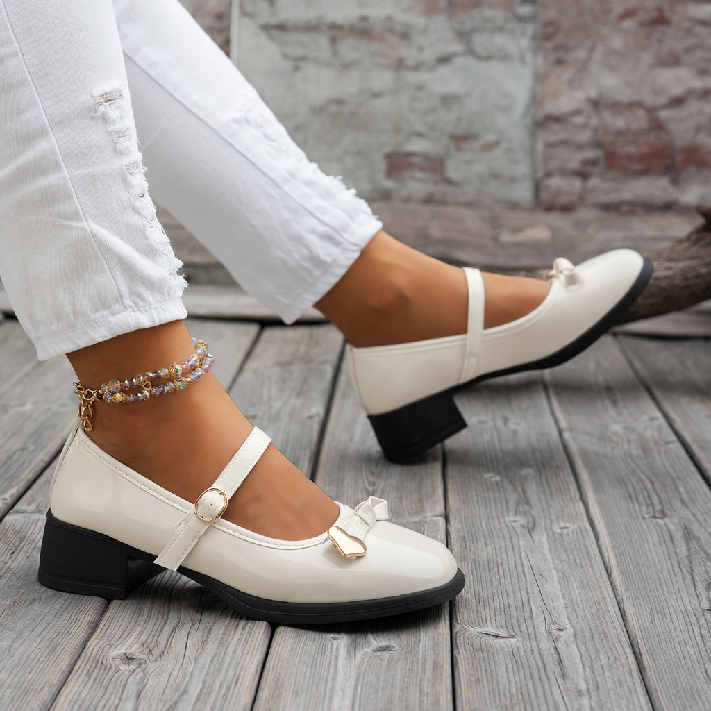 Modern Chic All-Season PU/Artificial Leather/Microfiber Leather Women's Flat Shoes | Color: White | Image 3