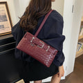 Modern Chic All-Season PU/Artificial Leather/Microfiber Leather Women's Shoulder Bags Other Bags | Color: Red | Image 1
