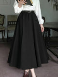 Minimalist Autumn Skirt | Color: Black | Image 1