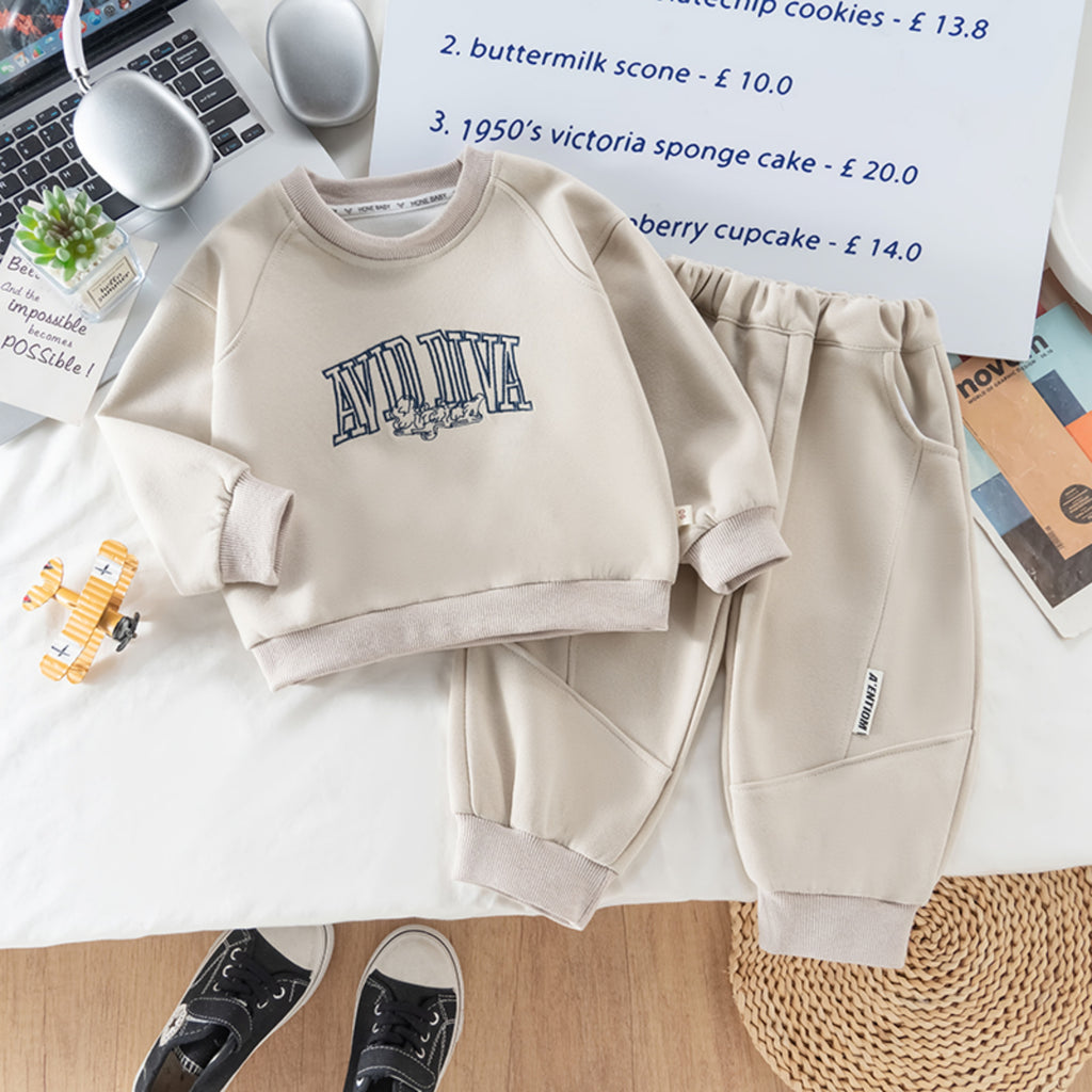 Modern Chic All-Season Casual Sporty Autumn 2-Piece Boys' Pants Suit, Ages 2-7 | Color: Apricot | Image 2