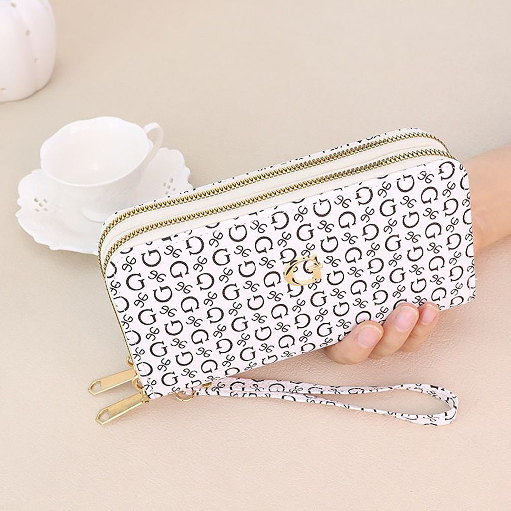 Modern Chic All-Season PU/Artificial Leather/Microfiber Leather, Cloth / Textile, Faux Fur Women's Functional Bags Purses/Wallet | Color: White | Image 1