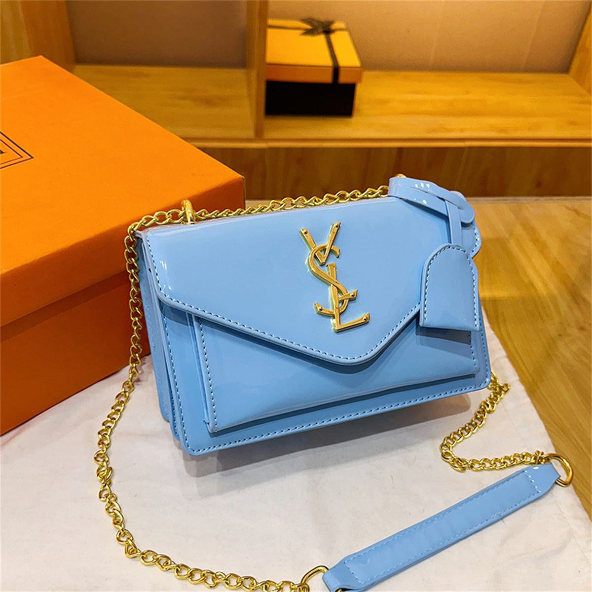 Modern Chic All-Season PU/Artificial Leather/Microfiber Leather, Patent Leather/Glossy Women's Handbags Other Bags | Color: Blue | Image 2