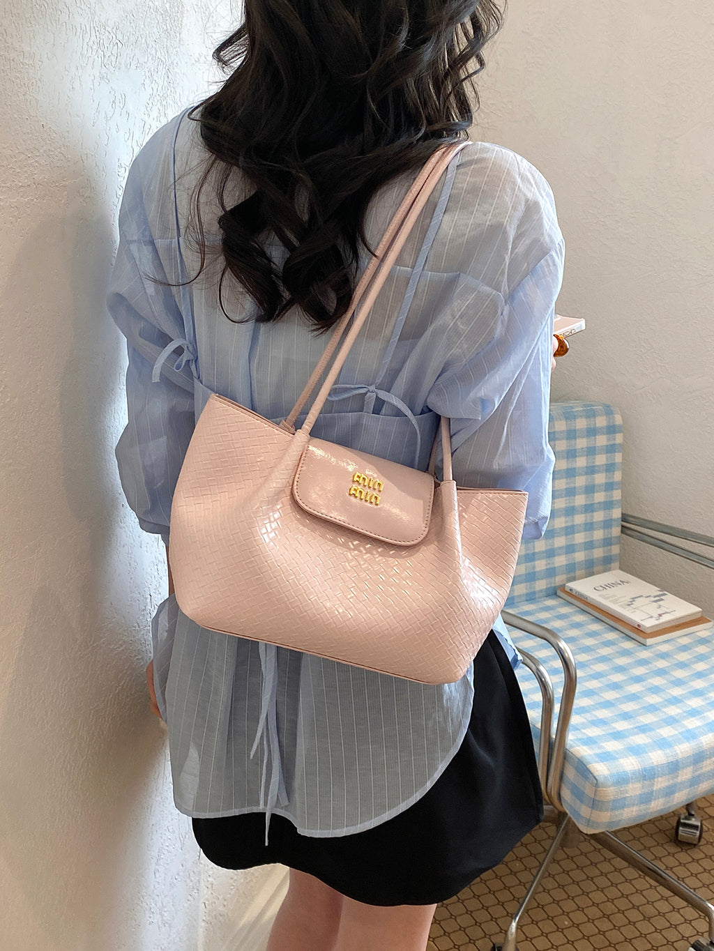 Modern Chic All-Season PU/Artificial Leather/Microfiber Leather Women's Shoulder Bags Other Bags | Color: Pink | Image 1