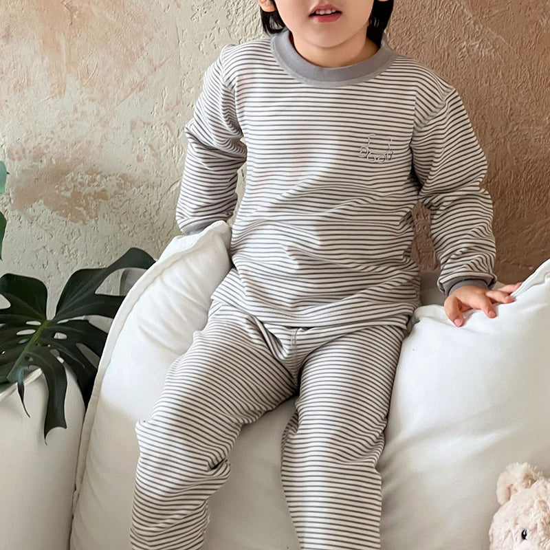 Minimalist Winter 2-Piece Boys' Pajama Set, Ages 2-9 | Color: Grey | Image 1