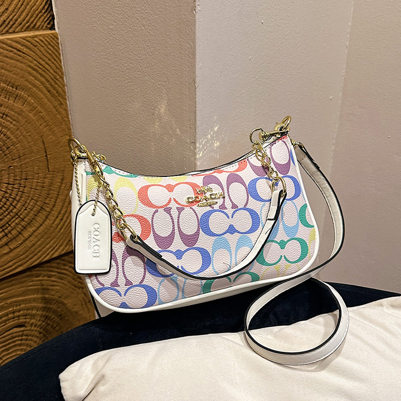 Modern Chic All-Season PU/Artificial Leather/Microfiber Leather Women's Handbags Other Bags | Color: White | Image 3