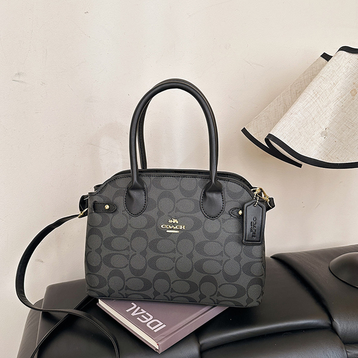 Modern Chic All-Season PU/Artificial Leather/Microfiber Leather Women's Handbags Other Bags | Color: Black | Image 1
