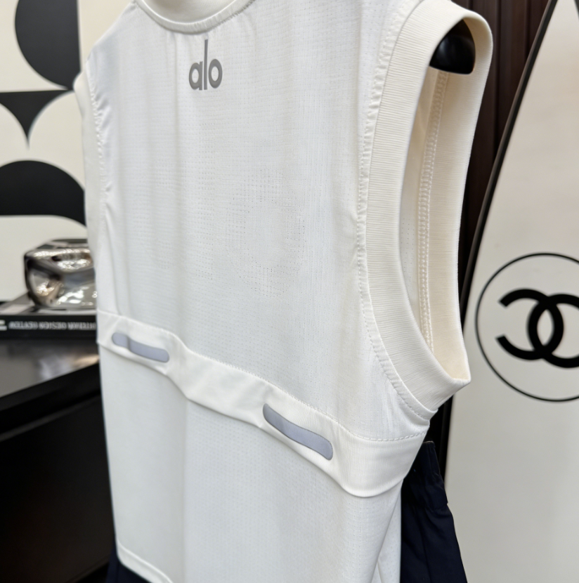 Modern Chic All-Season Minimalist Summer 2-Piece Boys' Pants Suit, Ages 2-11 | Color: White | Image 3