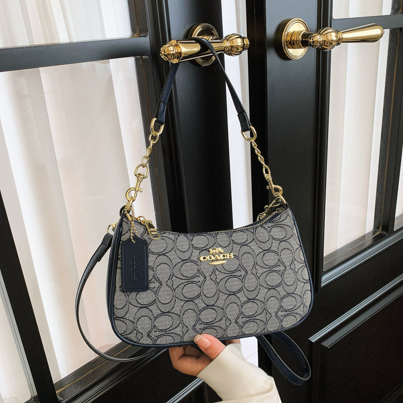 Modern Chic All-Season PU/Artificial Leather/Microfiber Leather Women's Handbags Other Bags | Color: Blue | Image 1