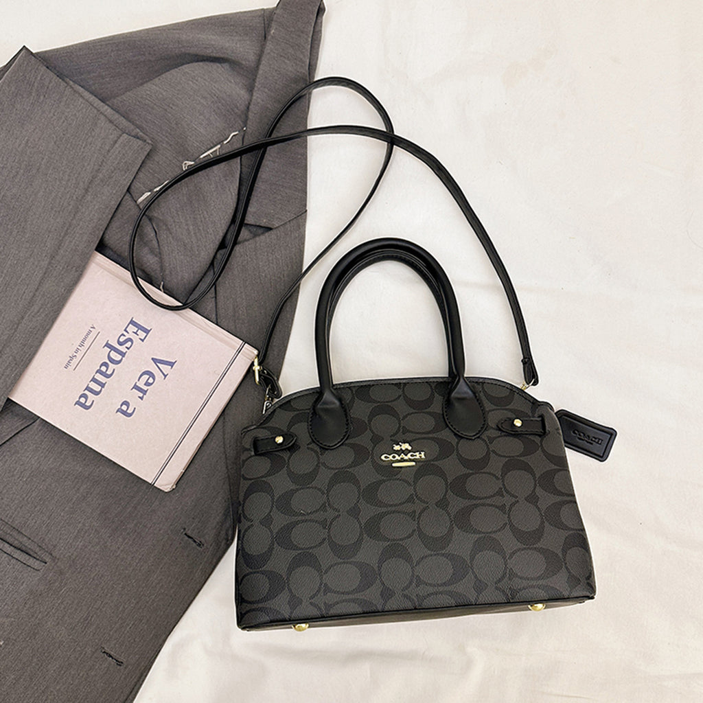 Modern Chic All-Season PU/Artificial Leather/Microfiber Leather Women's Handbags Other Bags | Color: Black | Image 2
