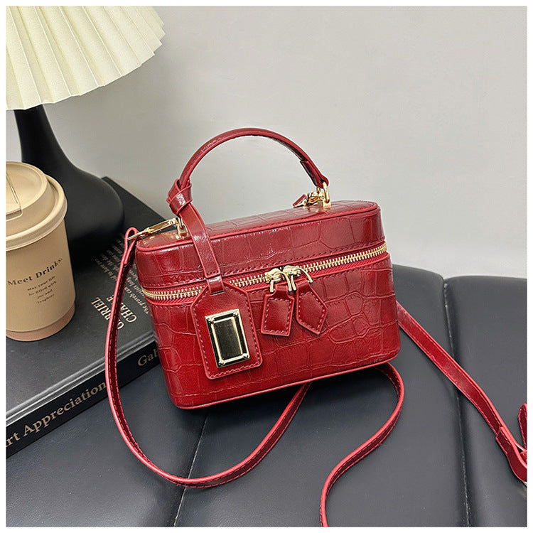 Modern Chic All-Season PU/Artificial Leather/Microfiber Leather Women's Crossbody Bags Box Bags | Color: Red | Image 1