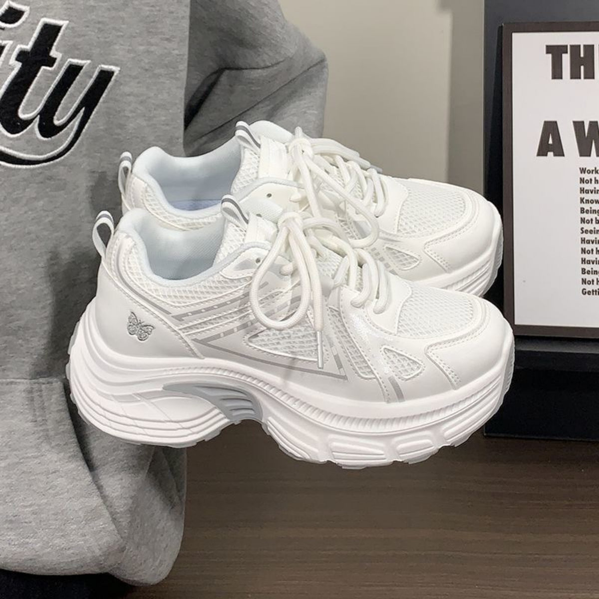 Modern Chic All-Season PU/Artificial Leather/Microfiber Leather Women's Fashion Sneaker | Color: White | Image 3